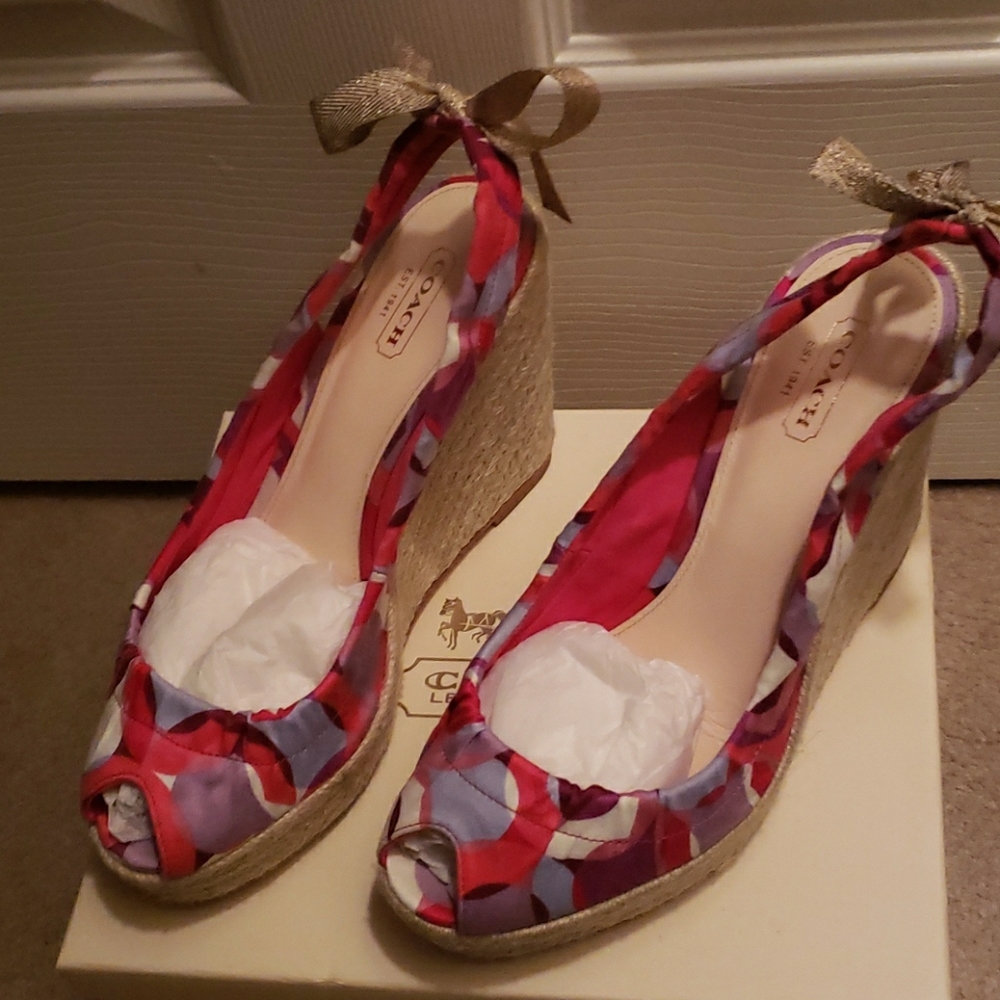 Sandal - Picture 1 of 1